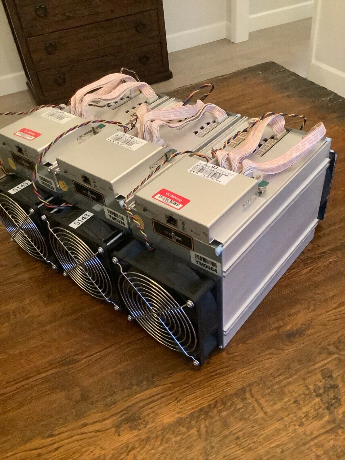 Bitmain Antminer D3 Lot of 3  19.3 GHs X11 DASH Miner w/ APW3++ PSU Power Supply