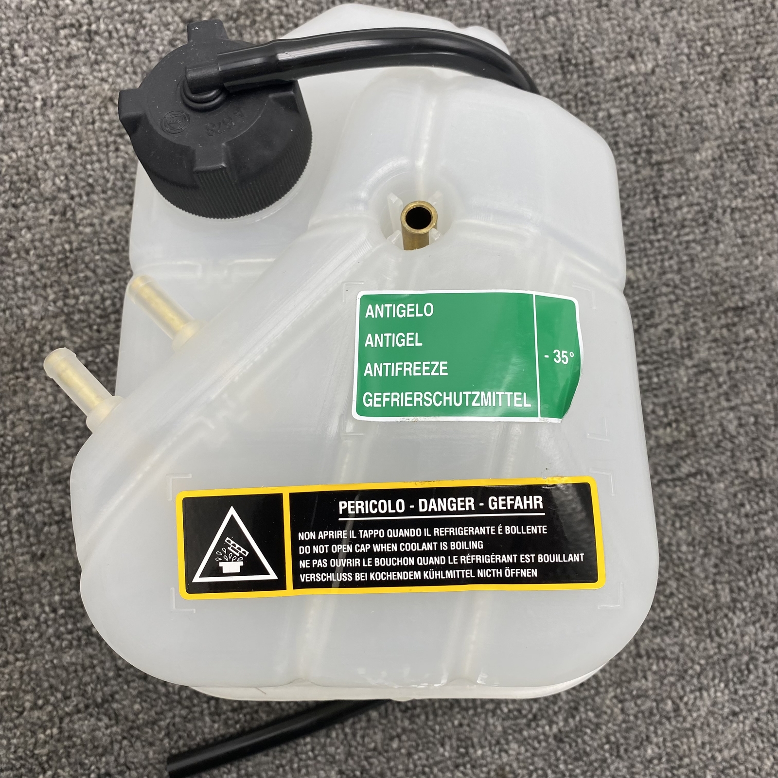 NEW Coolant Expansion For Maserati Granturismo Grancabrio Quattroporte 296547