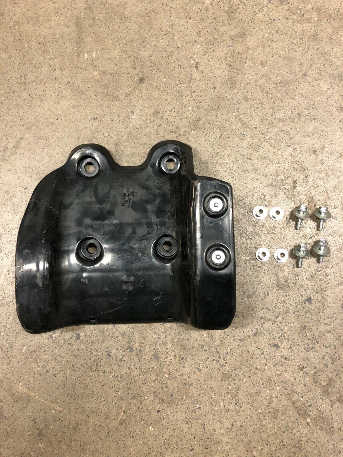 YAMAHA REAR BACK SWINGARM GUARD SKID PLATE 0924 YFZ 450R 450X YFZ450R