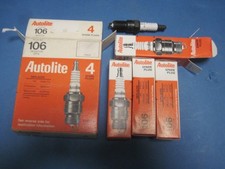 4 new old stock Autolite 106 spark plugs Pint...