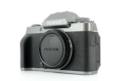 Fujifilm X-T200 24.2MP Mirrorless Camera - Dark Silver (XC 15-45mm