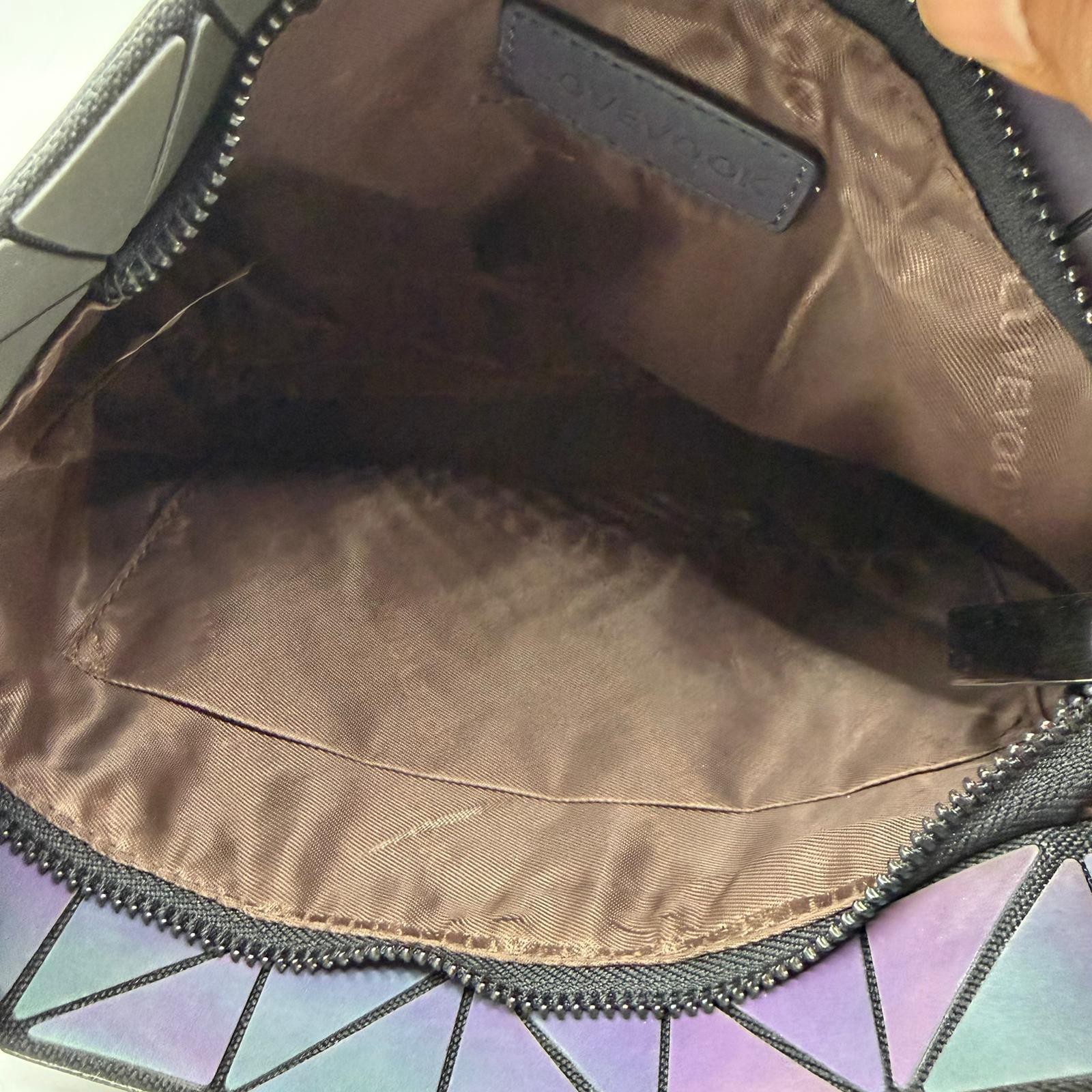 Bao Bao Style Geometric Luminous Crossbody Bag Holographic Reflective + Wristlet image 9