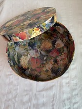 Ladies Victorian Style hat storage/box