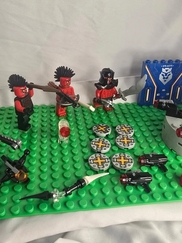 Paquete de minifiguras LEGO NEXO Knights Foto 3 de 4