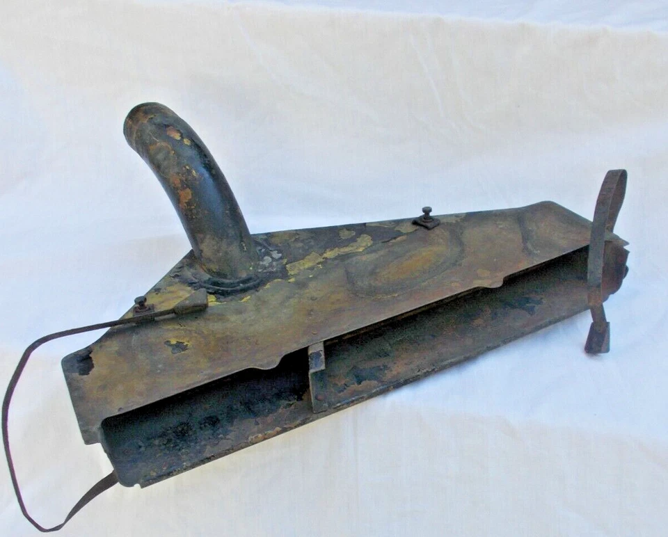 1950-е Rolls Royce Серебряный призрак, Dawn Bentley нагреватель впускная раздаточная коробка латунь - Изображение 4 из 4