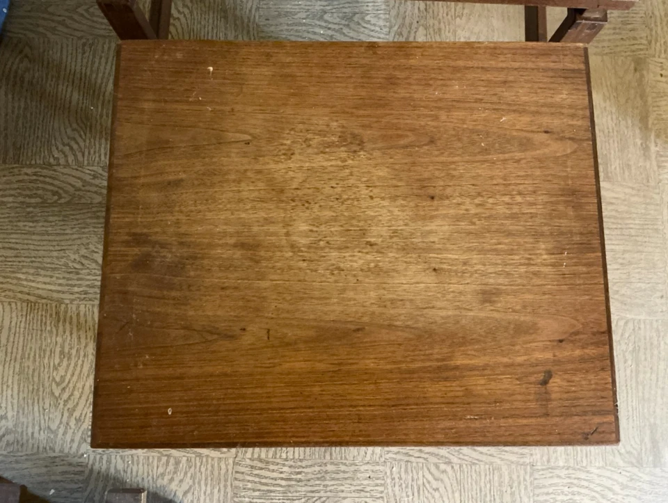 Mesas de aninhamento vintage dinamarquesas Moreddi meados do século (2) - Imagem 3 de 4