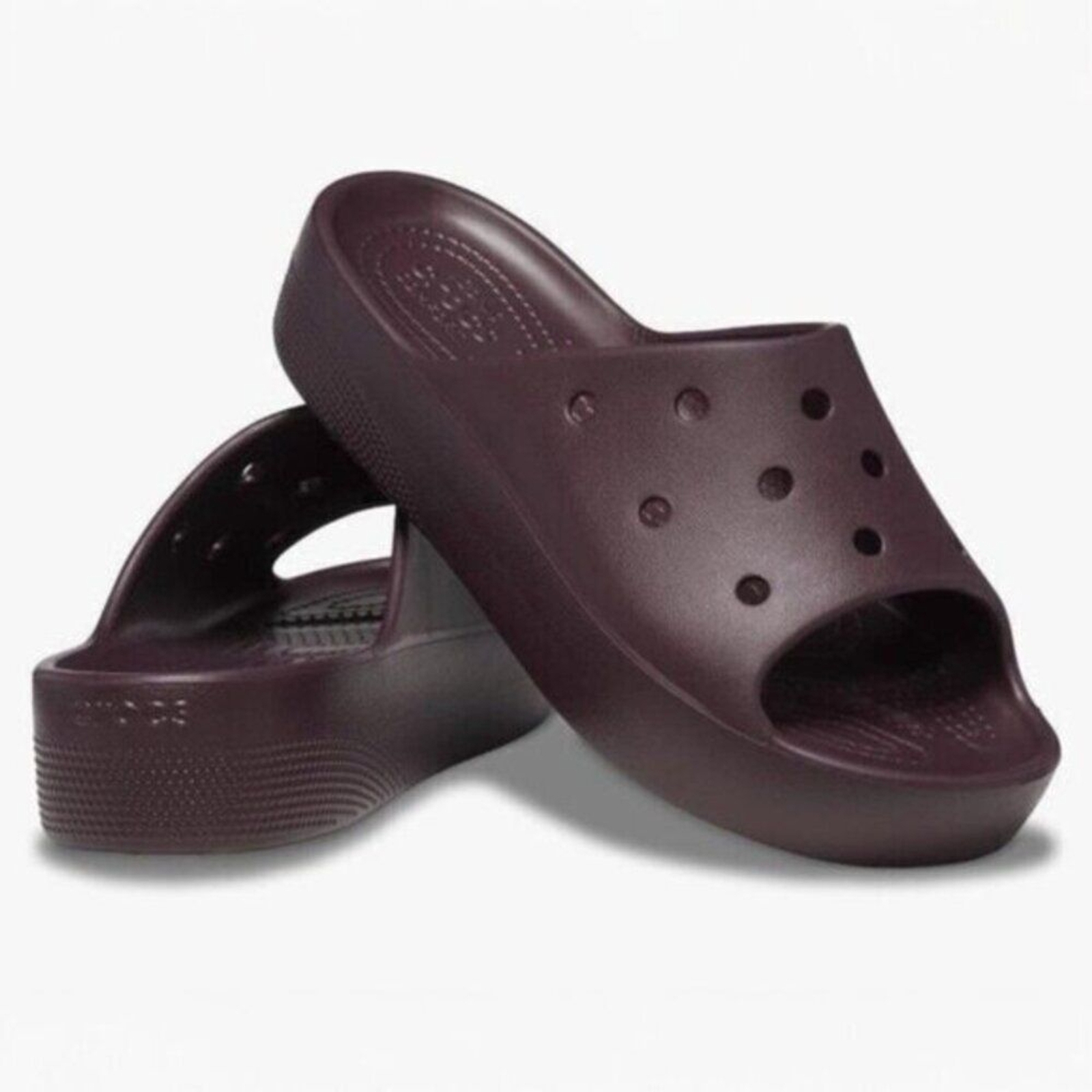 Crocs Size 8 Classic Platform Open Round Toe Slide Slippers in Dark Cherry