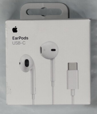 Apple EarPods Headphones USB-C Plug Wired Headset Ear Bud MTJY3AM/A Original NEW