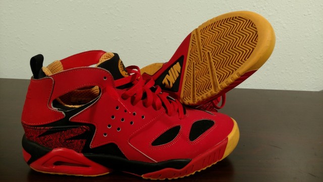 huarache red black