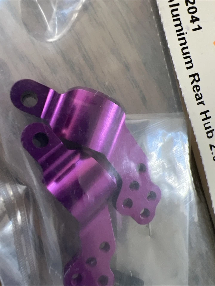 HPI 72041 Aluminum Rear Hub 2.0 Degree Purple - Image 3 of 3