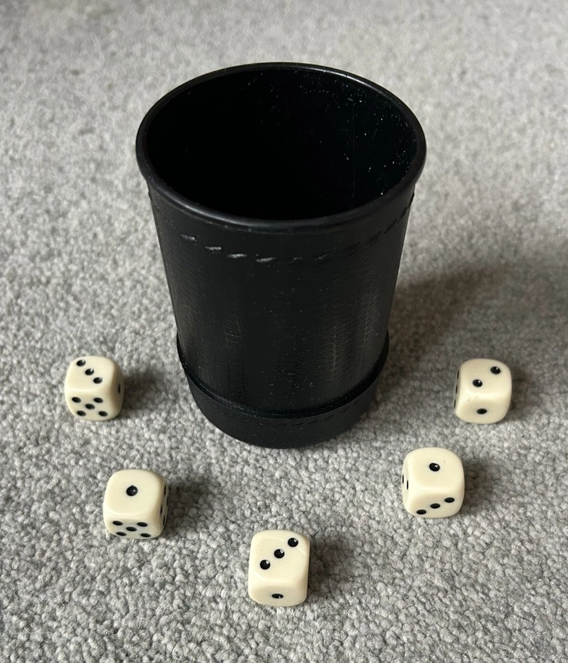 Vintage 1982 Original Yahtzee Dice Game. By MB GAMES. - Image 4 of 4