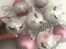 Box Set of 8 UNICORN White Pink Daisy Rhinestone Band GLASS XMAS ORNAMENTS BALLS
