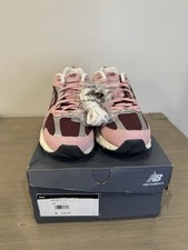 Size 7.5M/9W- New Balance 530 Pink Moon Washed Burgundy