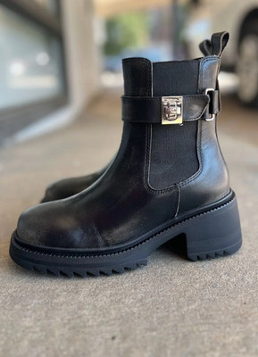 Steve madden gates moto boots new no box size 7.5