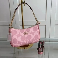 C.oach CAL51 Teri Shoulder Bag Powder Pink Gold Signature Canvas Zipper Closure