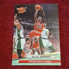 Fleer Ultra 1992-93 Michael Jordan Base Set Card #27 Chicago Bulls NBA