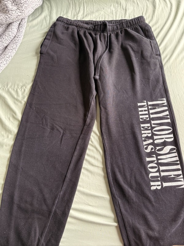 Taylor Swift The Eras Tour Black Sweatpants Joggers Music Merchandise