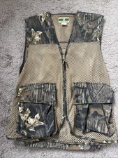 Game Winner Mossy Oaks Small Medium Hunting Vest
