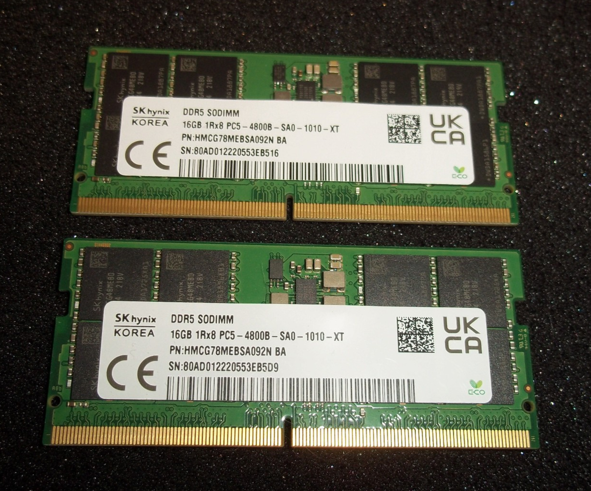 SK Hynix 32GB 16GB x 2 1Rx16 PC5-4800B-SCO1010 Laptop RAM Memory