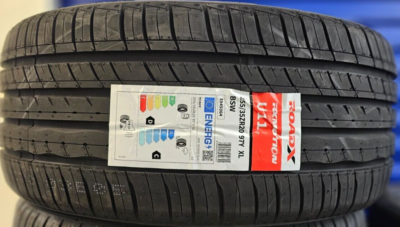 2X NEW ROADX U11 SPORT 255/35 ZR20 XL 97Y A1 CAR UHP TYRES 255 35