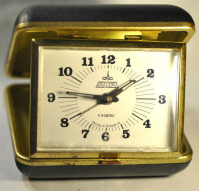 ''Aradora'' ~ 8J Rare Vintage  c.1969's Romanian Travel Alarm clock