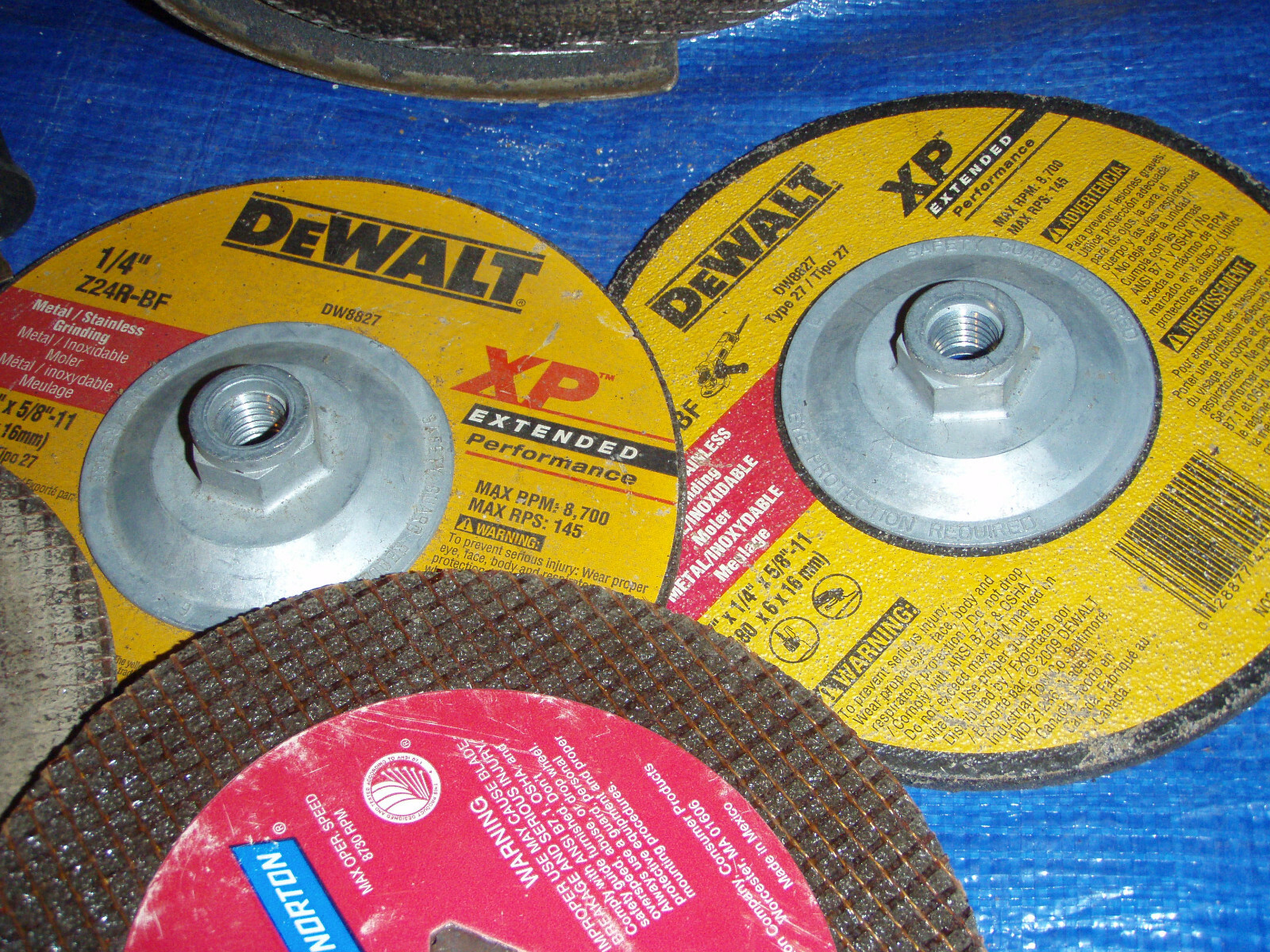 Dewalt grinder and 'blades'.electric....used....local pick up