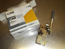 CNH4) Case New Holland Catch 87400743