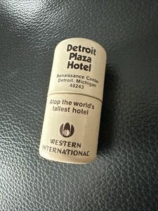 Vintage Round Matchbox Detroit Plaza Hotel Renaissance Ctr The Summit Almst Full