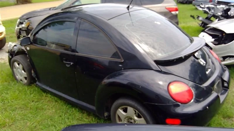 Radiador excluyendo convertible compatible con 98-07 BEETLE 207318 Foto 2 de 4