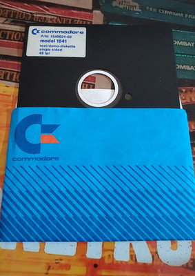 Commodore Model 1541 Test / Demo Diskette (Commodore C 64 Disk) works small #2