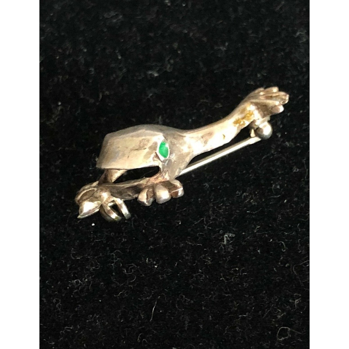 STERLING SILVER FROG FROGGY BROOCH. SKY View 2