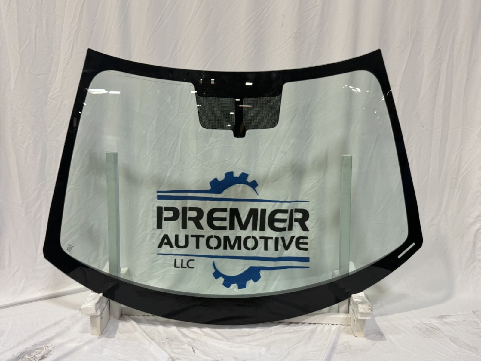 17- Acura NSX windshield ***NEW AFTERMARKET***