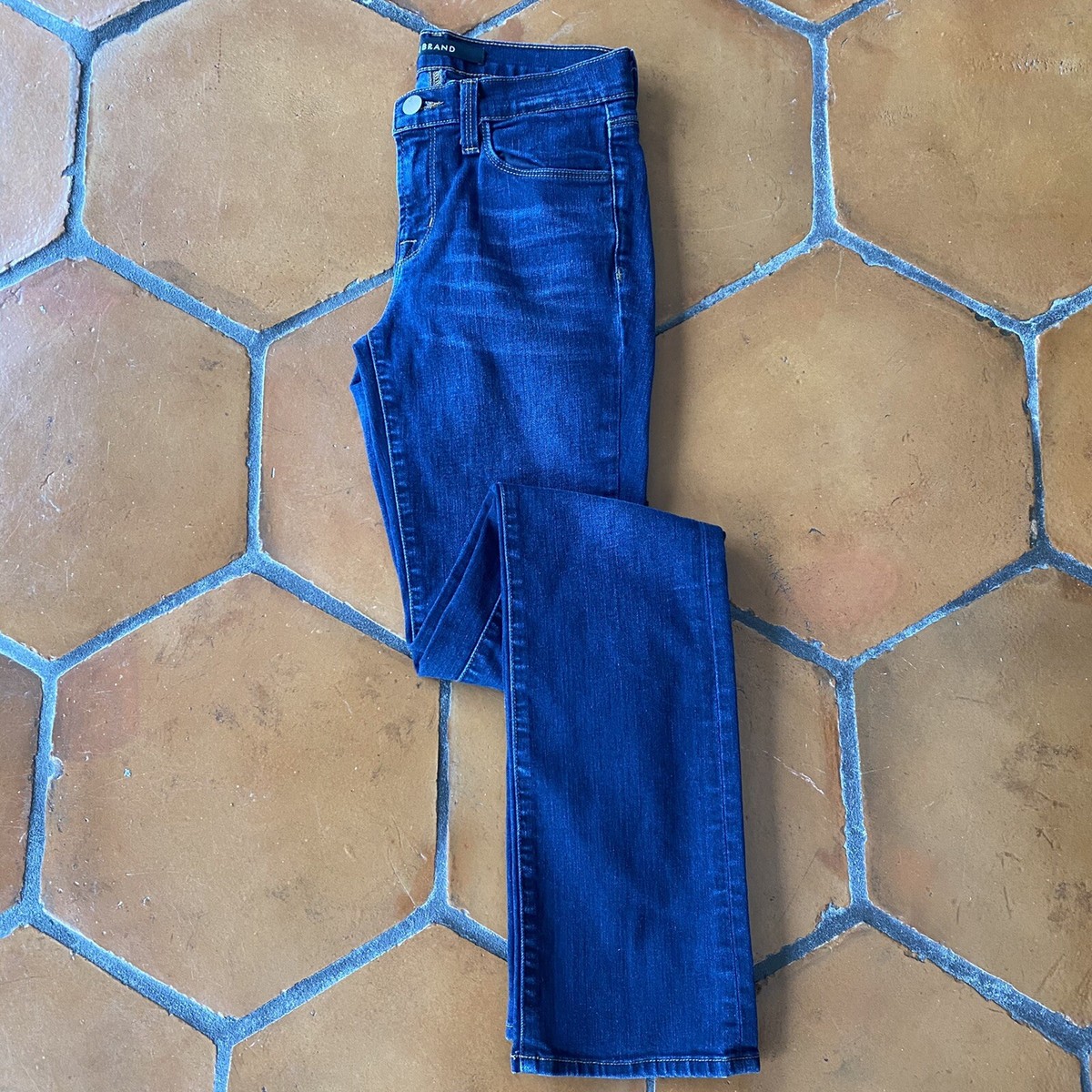 J Brand Cigarette Leg Skinny Jeans Size 25 Mid Rise Ignite Wash Whiskering  MINT