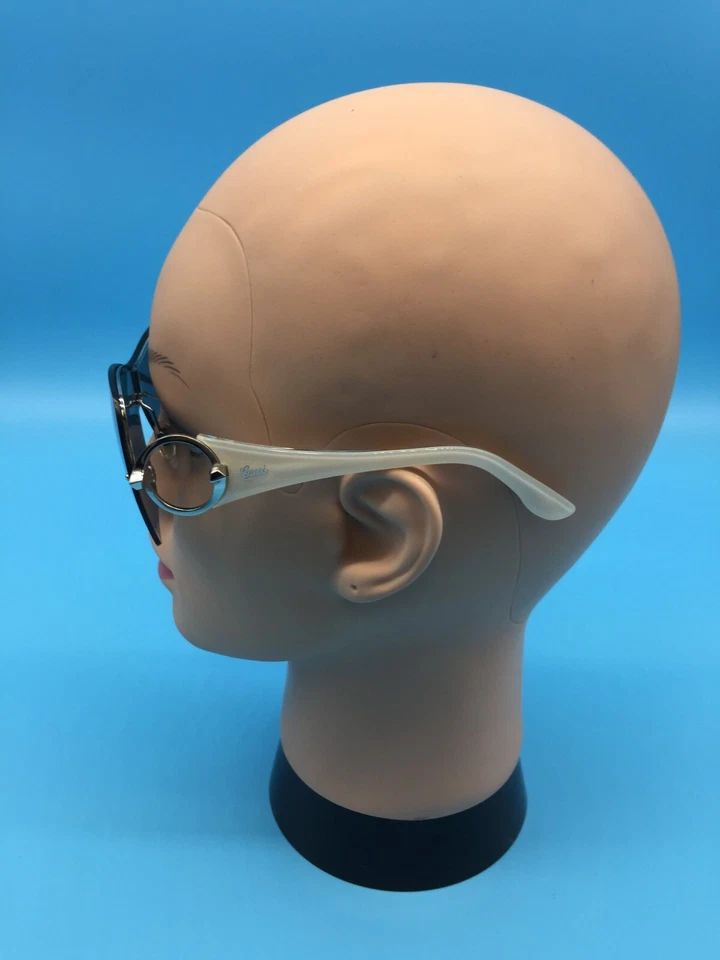 Gafas de sol para mujer Gucci GG2831/S 20L95 plateadas con protección lentes grises Foto 4 de 4