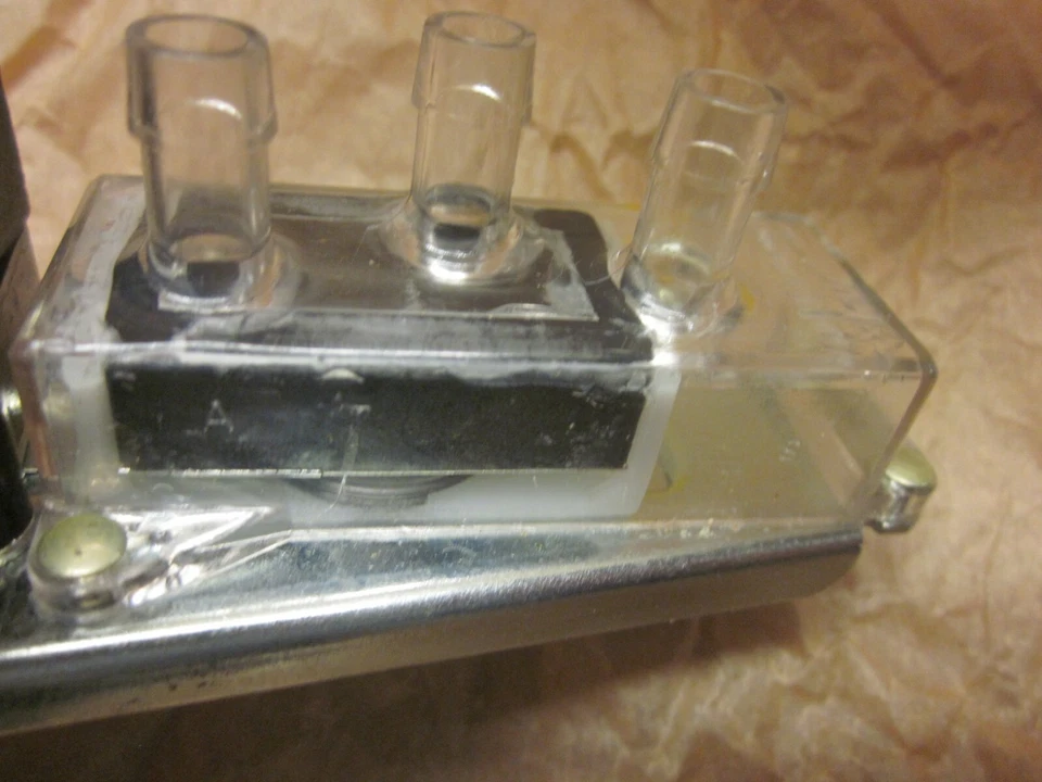 Interruptor de luz de cabeza oculta Ford 1968-78 - Mercury Foto 3 de 4