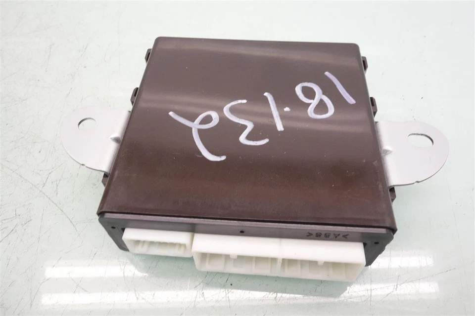 Computador multiplex driver frontal Lexus Gs300 2006 89222-30110 - Imagem 2 de 4