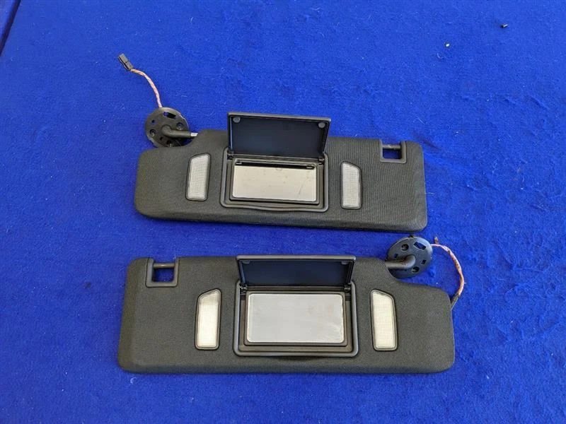 Пара передних солнцезащитных козырьков 2017-2022 Chevrolet Camaro SS Coupe 2265 - Изображение 4 из 4