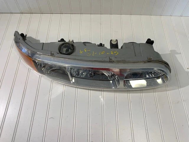 Faro derecho Oldsmobile Alero 1999 2000 2001 2002 2003 2004 OEM Foto 2 de 4