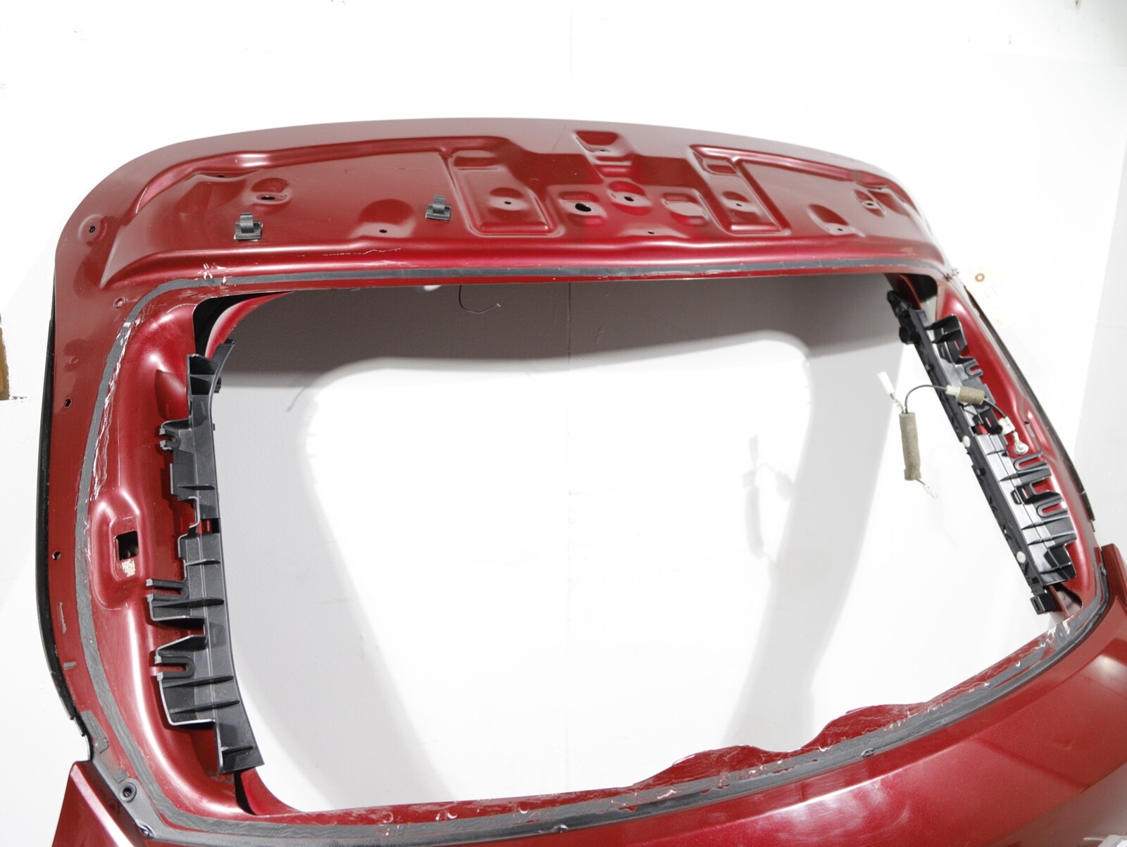 17-22 MASERATI LEVANTE M161 TRUNK LID LIFTGATE SHELL WIRING ROSSO RED OEM 69K