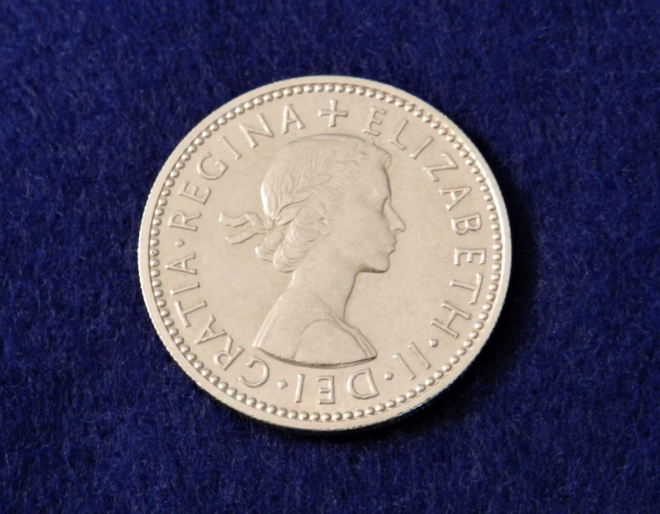 1958 Gran Bretaña Chelín - Hermosa moneda con escudo escocés - Reina Isabel Foto 2 de 2