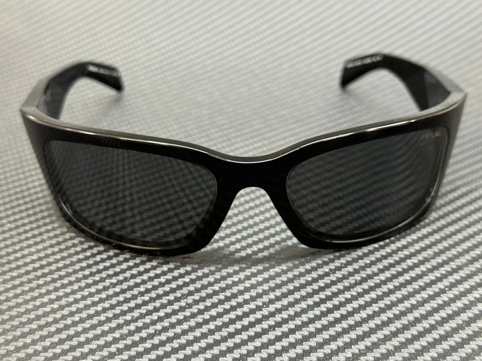 Gafas de sol PRADA PR A19S 1AB5S0 negras grises oscuras para hombre 60 mm Foto 2 de 4