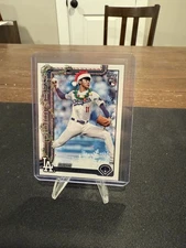 2025 Topps Holiday - Roki Sasaki RC SANTA HAT & Necklace Image Variation SP #H23