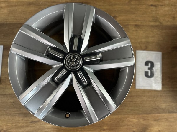 1 Cerchio In Lega Originale Vw Devenport T5 T6 7E0601025P Cerchio 7Jx17 ET55-image