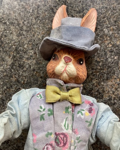 Vintage Porcelain Easter Rabbit 1980’s - Picture 10 of 16