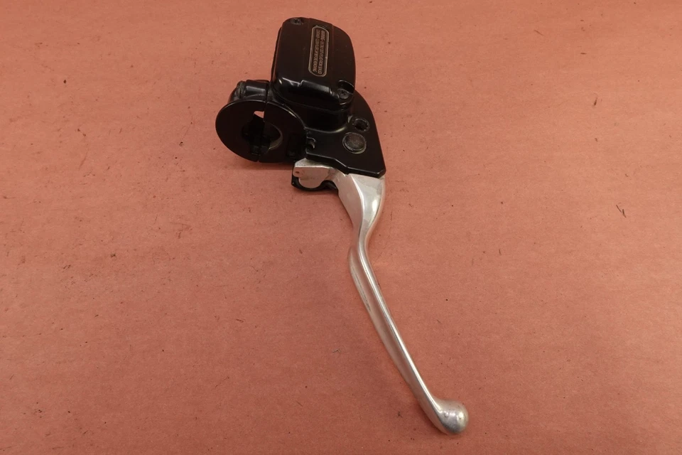 2007-2011 Harley Davidson FLHX Street Glide Front Brake Master Cylinder Assembly - Image 4 of 4