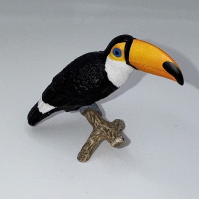 Schleich Toucan On Branch Bird Wildlife Animal Figure Retired 2016