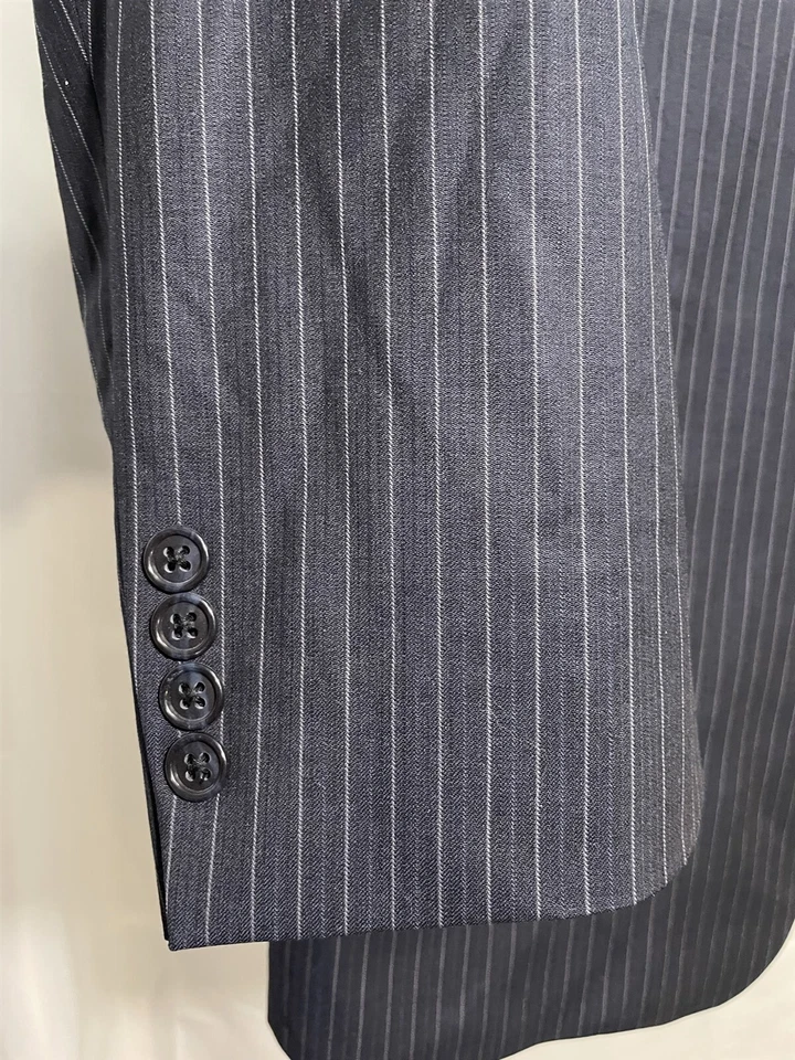 Calvin Klein 46L 36 x 30 Dark Navy Pinstriped 100% Wool 3 Button Dual Vent Suit - Image 2 of 4