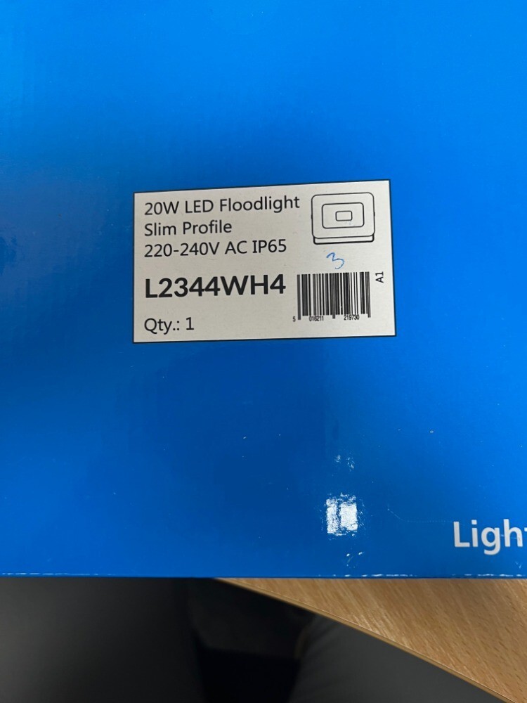 Deta L2344WH4 20W LED Floodlight IP65 - White