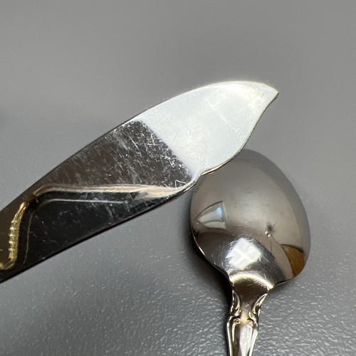 (3) Oneida Inoida Cucchiaio da Zucchero Inox MICHELANGELO, Cucchiaio da Porta, Coltello Diffusore - Foto 9 di 10