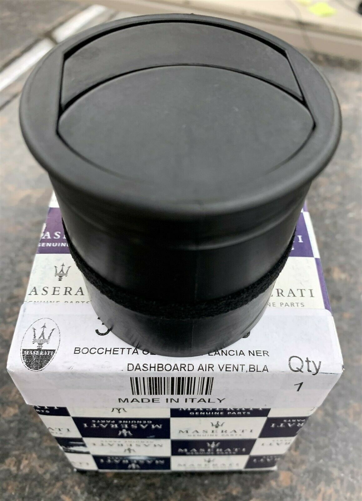 2002-05 MASERATI M128 4200 AIR DIFFUSER BLACK DASH & CONSOLE  382300802